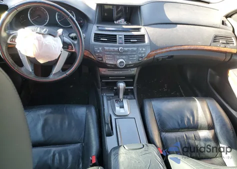 2011 Honda Accord Exl z USA, uszkodzony, nr VIN 1HGCP2F86BA007390